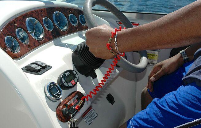 Boat-Ignition-Safety-Switch-Lanyard